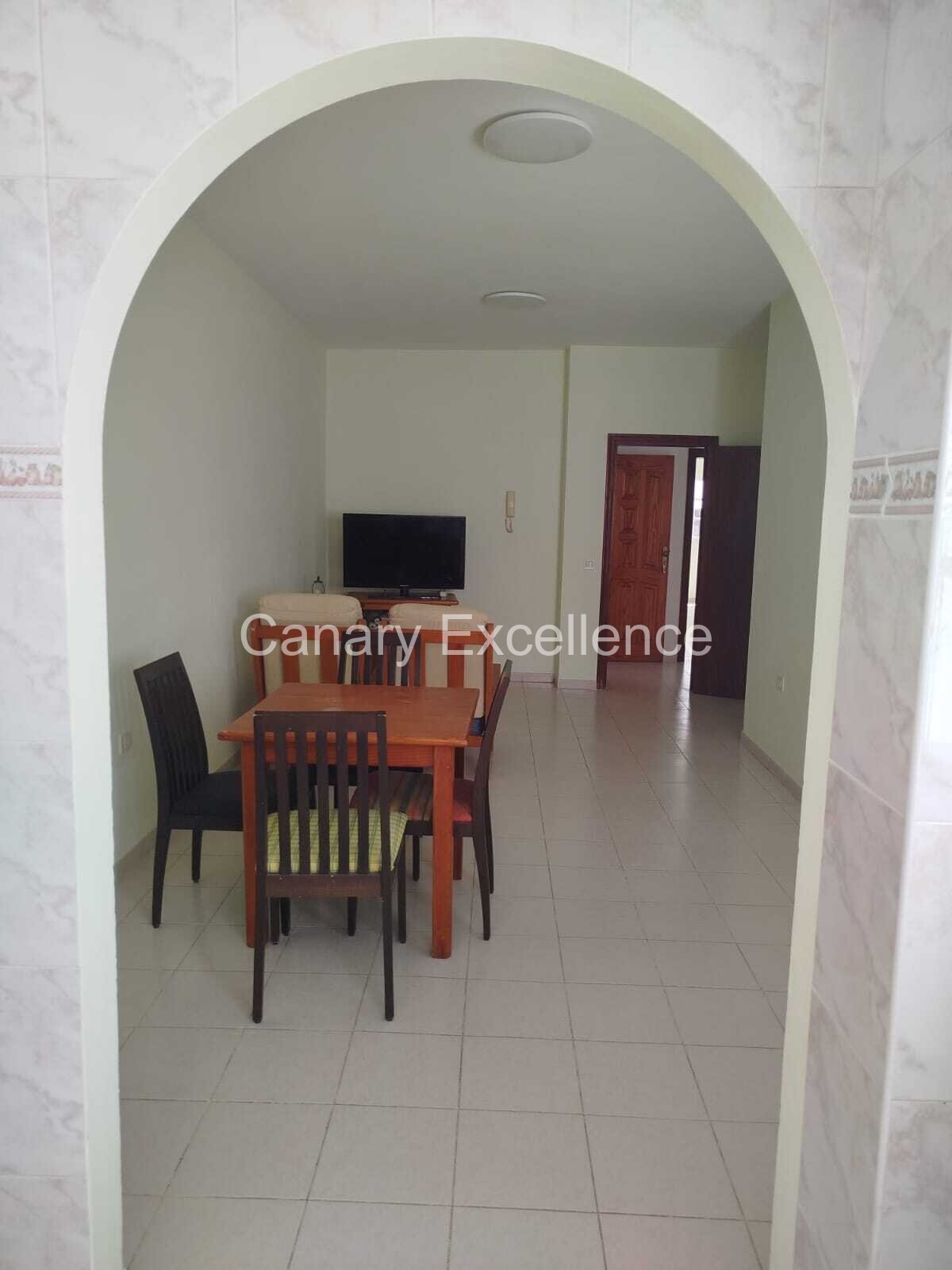 Wohnhaus mit Geschäftslokal in Gran Tarajal