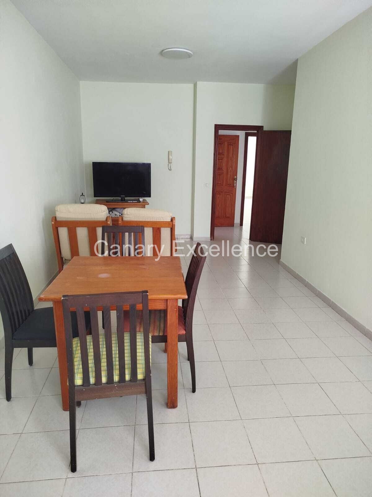 Wohnhaus mit Geschäftslokal in Gran Tarajal