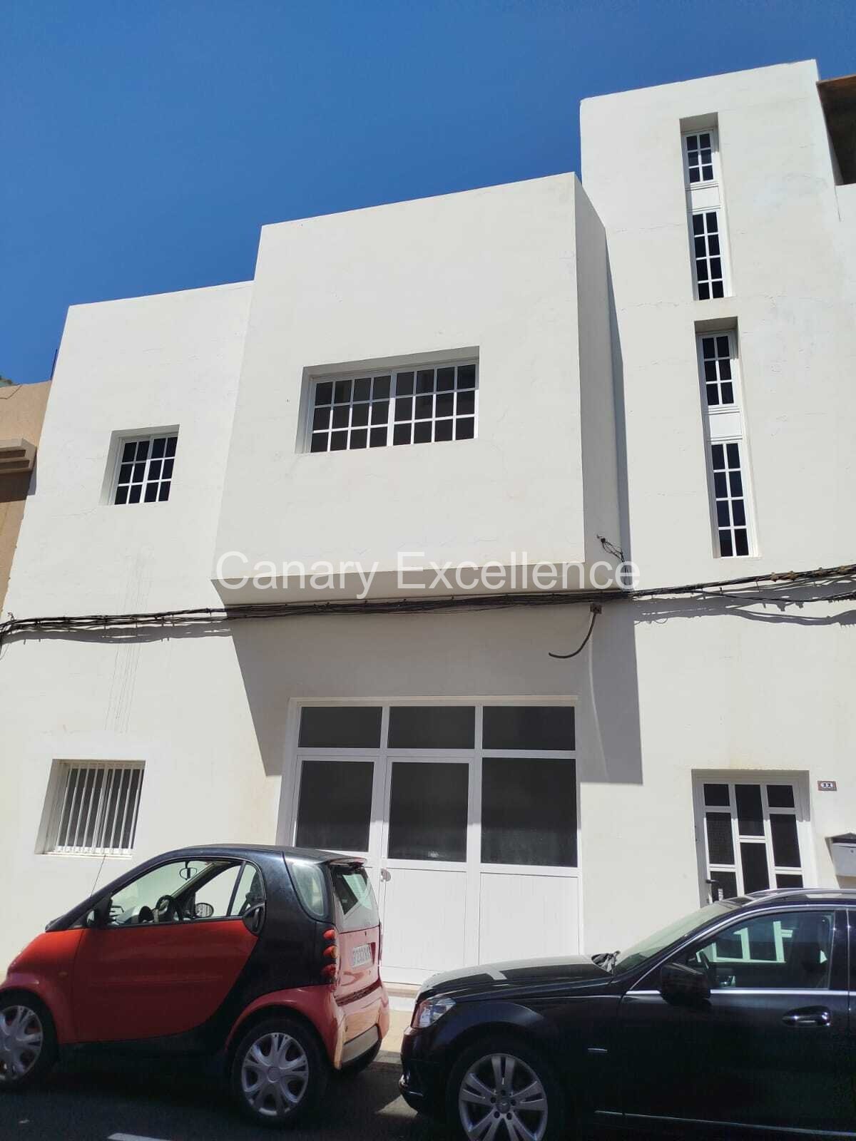 Wohnhaus mit Geschäftslokal in Gran Tarajal