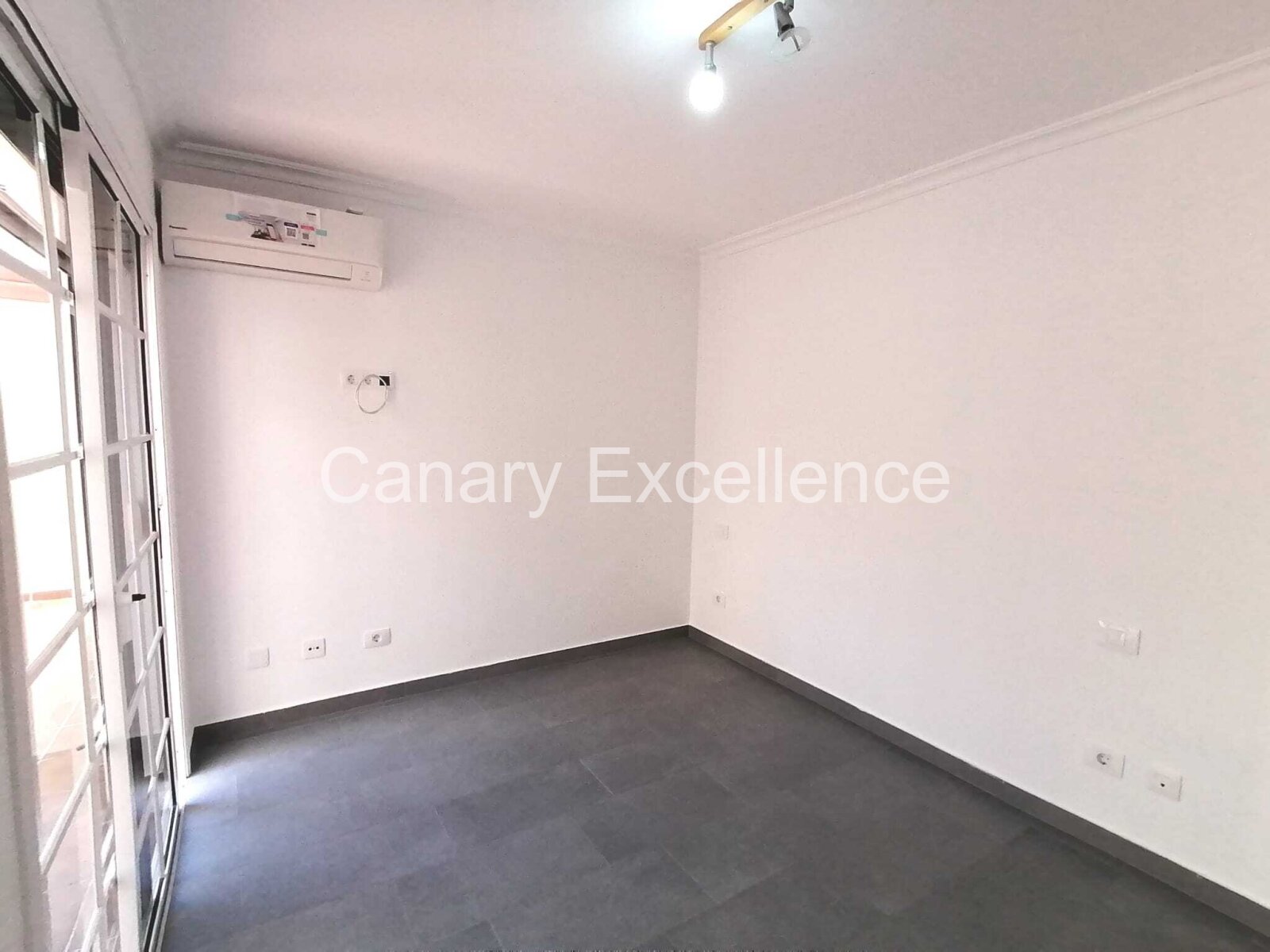 Sehr gepflegtes Duplex - 4 Schlafzimmer u. Meerblick in Costa Calma