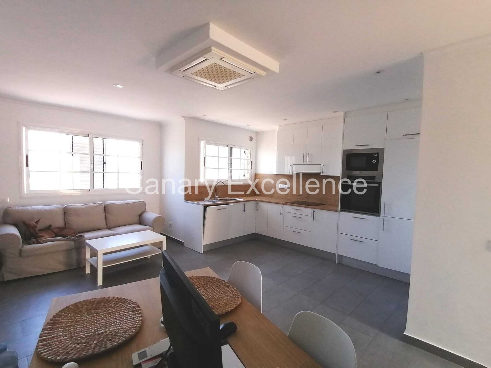 Sehr gepflegtes Duplex - 4 Schlafzimmer u. Meerblick in Costa Calma