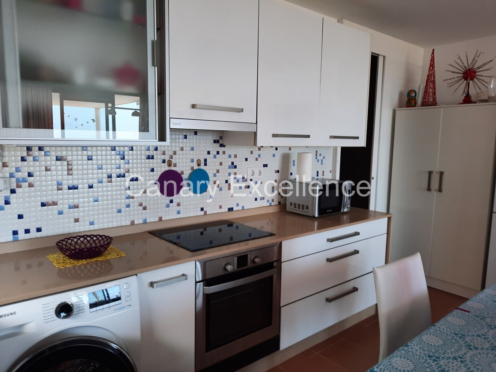 Modernes, geräumiges Apartment mit 2 SZ und Meerblick