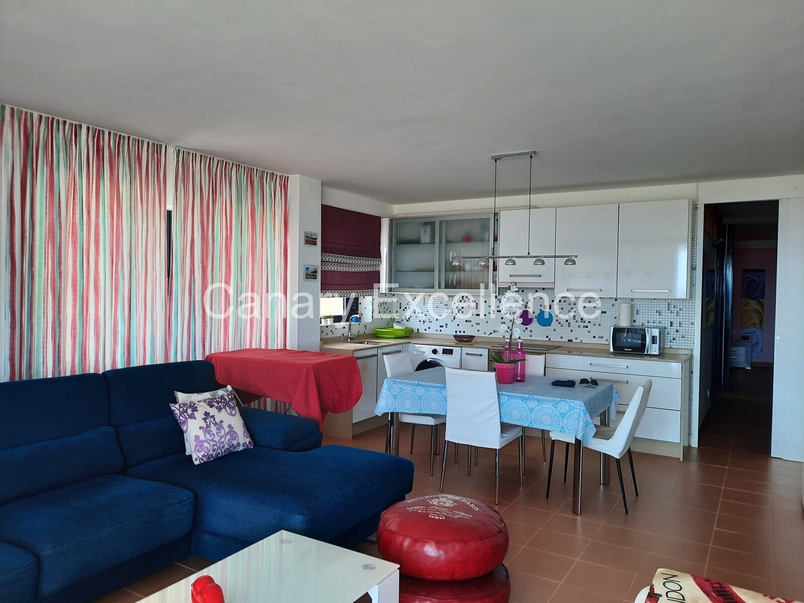 Modernes, geräumiges Apartment mit 2 SZ und Meerblick