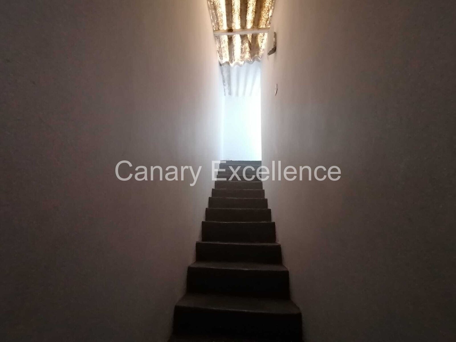 Treppe zum Obergeschoss