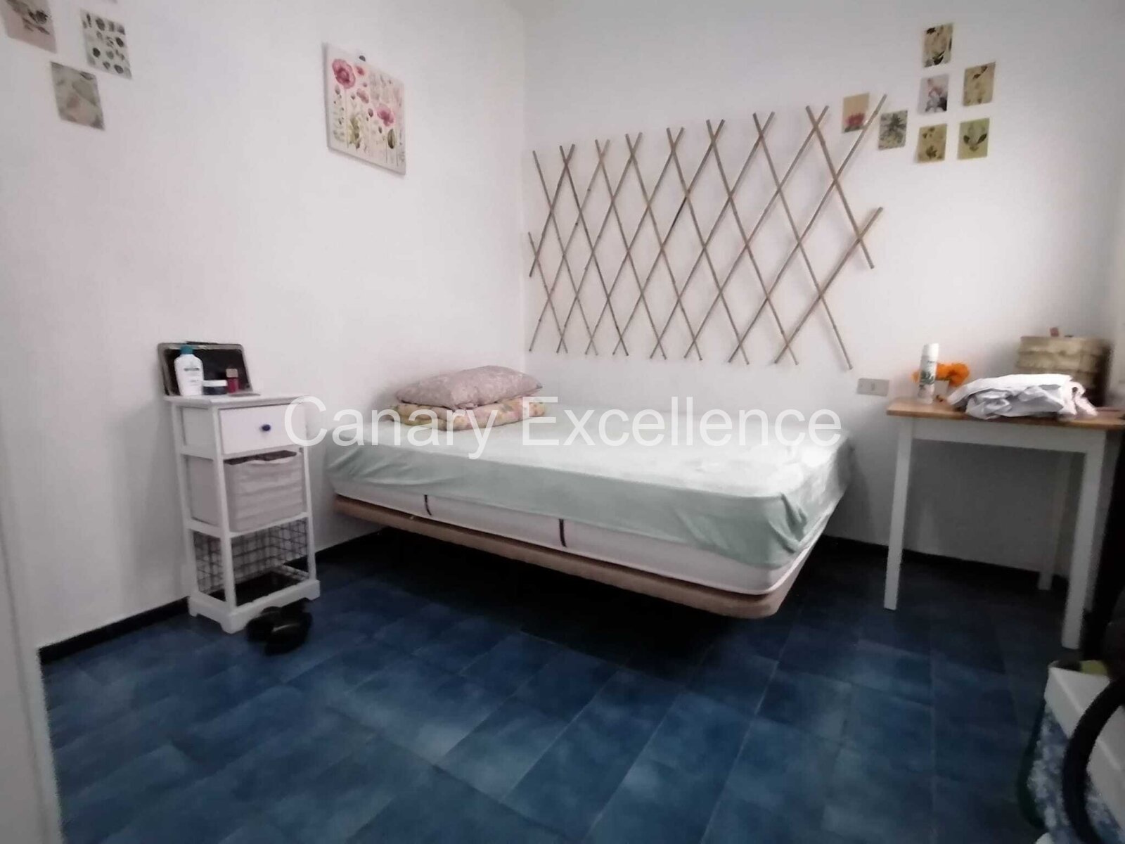 Schlafzimmer 1