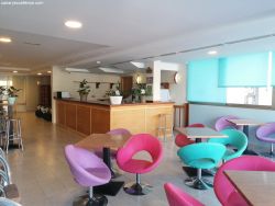 Lobby mit Barbereich